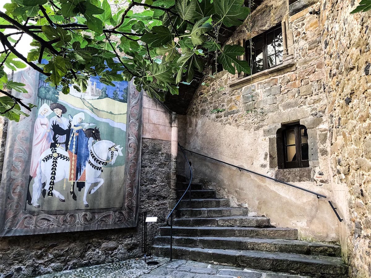 castell-gala-dali-4